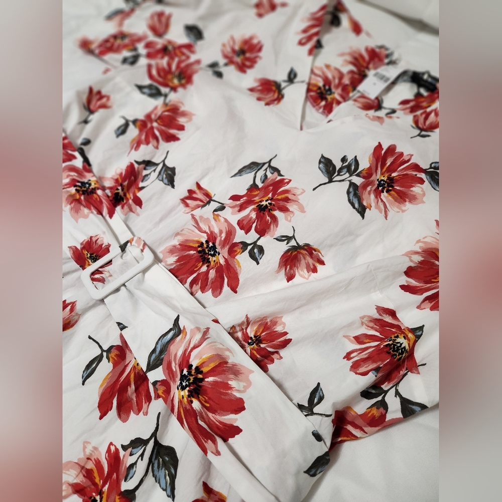 Lane Bryant size 28 floral blouse with tie. NWT